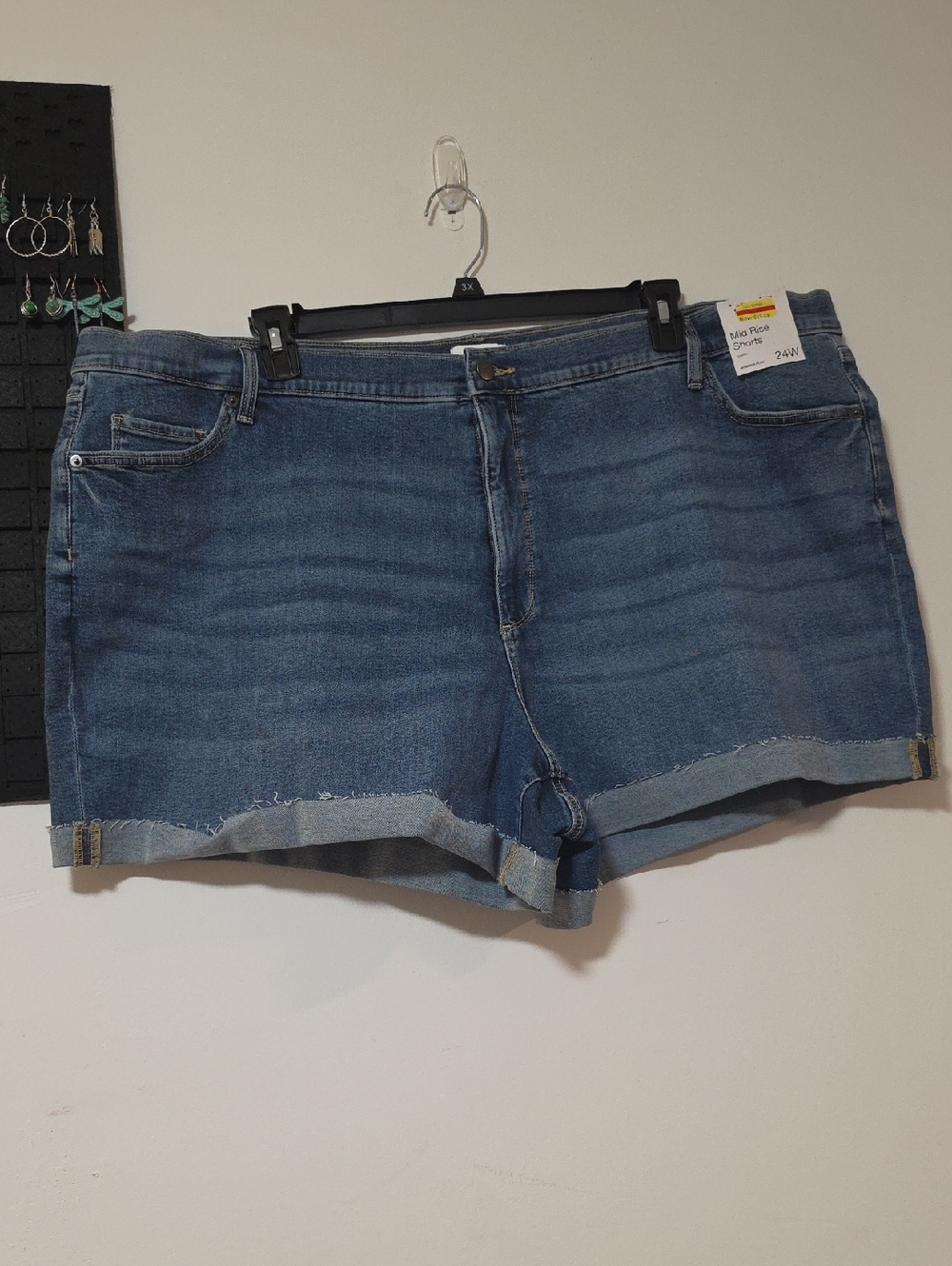 Size 24, Sonoma, Rolled-Hem Denim Shorts in Blue